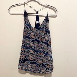 Size Small Geometric print tank top
